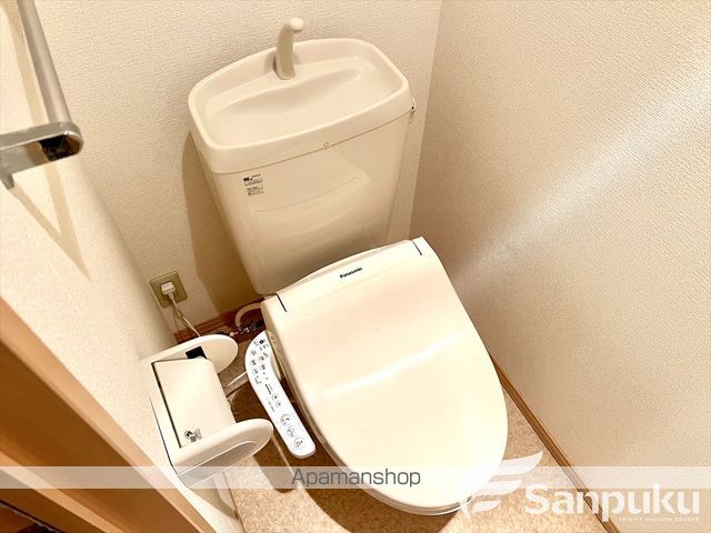 リビングタウン高岡 A棟の内装写真