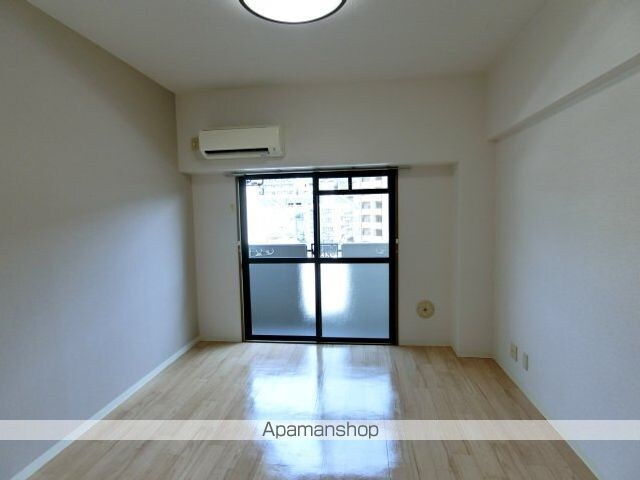 フォルム牛田新町[1K/22.68m2]のリビング・居間
