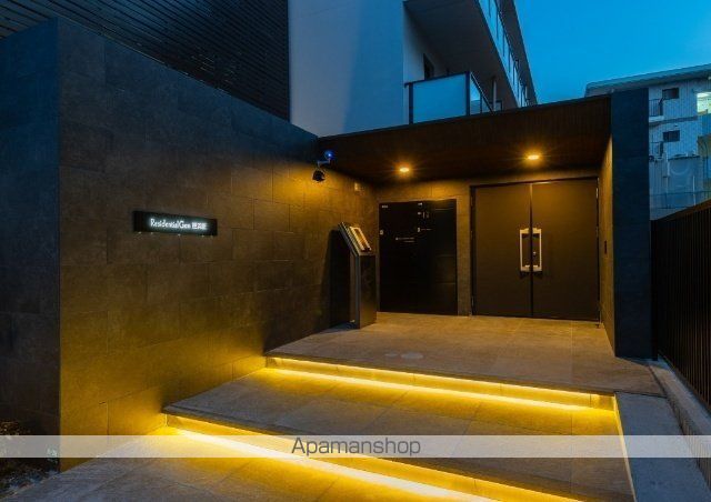 レジデンシャルジェム姪浜駅の玄関写真