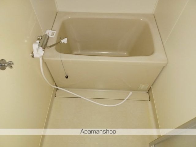 イソガイレジデンスの内装写真