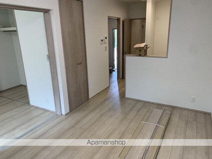 ｖｉｌｌａ　ＫＡＫＩＨＩ　宮ノ上Ｃ[1LDK/39.3m2]のリビング・居間