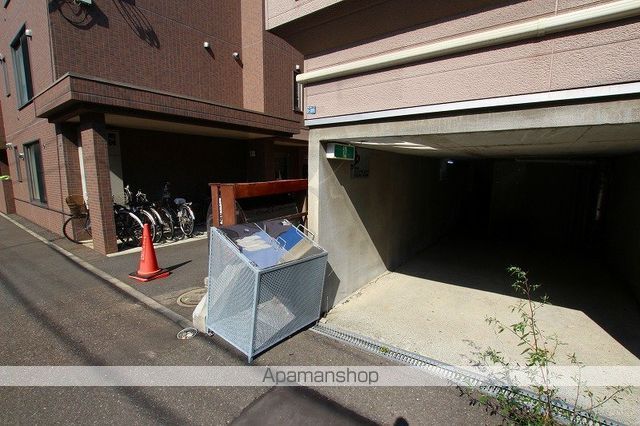 ライフステージ学園南Iの玄関写真