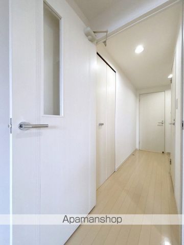 CROSSRESIDENCE大阪新町の内装写真