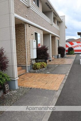 ピュアストリーム　Ｂ[2LDK/51.9m2]のエントランス