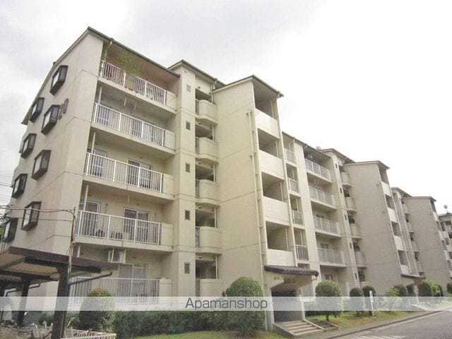 入間扇町屋団地20号棟の外観写真