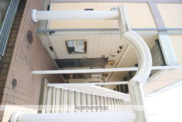 香里園第7マンションの玄関写真