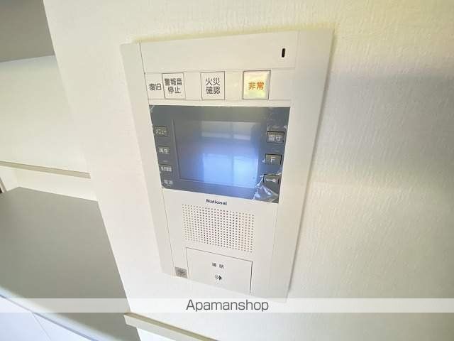 ロイヤルパークス桃坂の内装写真