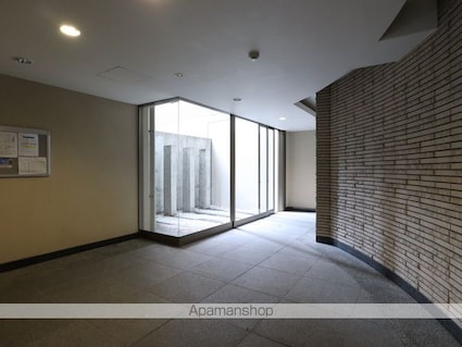 メゾン・ド・オーキッド[1LDK/41.8m2]のロビー