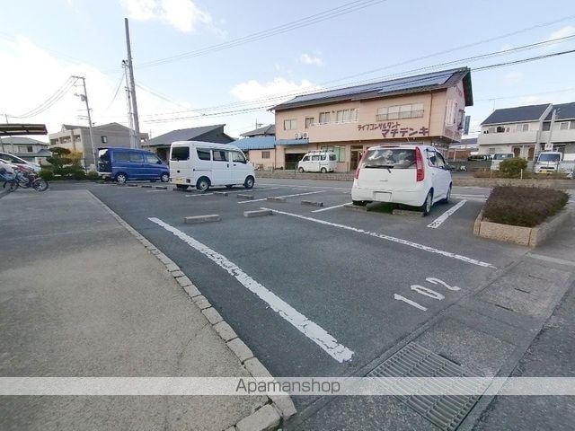 岡山県倉敷市玉島[2LDK/52.66m2]の駐車場2