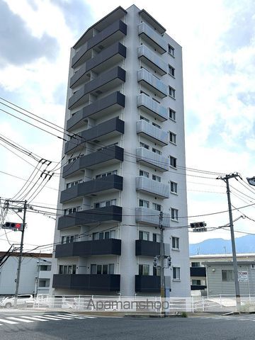 アルル五日市駅前の外観写真