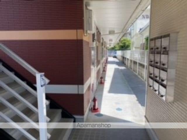 レオネクストル コフレの玄関写真