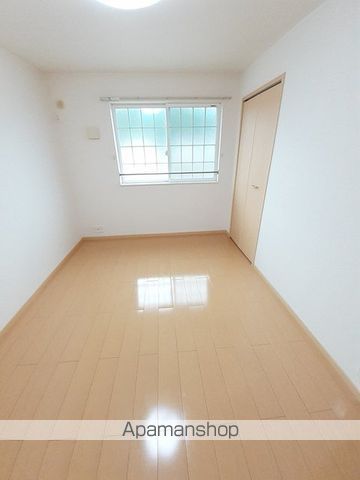 ＪＲ山陽本線 尾道駅 バス乗車時間：15分 最寄りバス停で下車 徒歩3分 2階建 築17年の内装写真