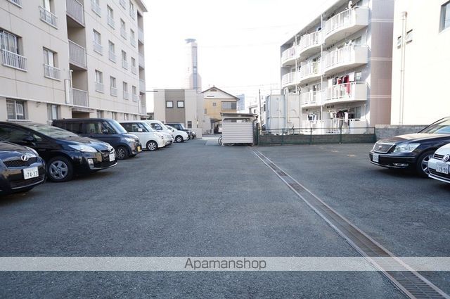 諏訪ハイツ[2LDK/55.8m2]の駐車場