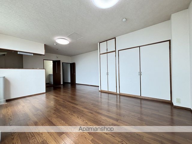 本町ハイツタイプIの内装写真