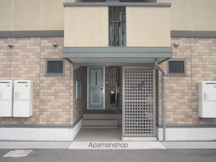 ＵＮＩＶＥＲＳＥ[2LDK/53.76m2]のエントランス1