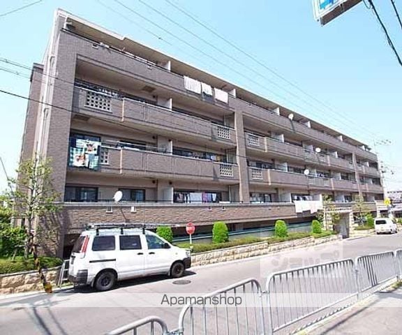 レシデンシア巨椋の外観写真