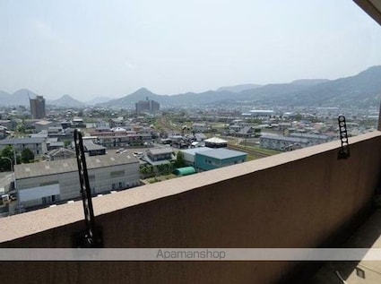 オレンジコート高松　[2LDK/66m2]のバルコニー