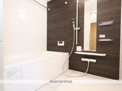 クレストタワー栄[2LDK/51.91m2]のバス