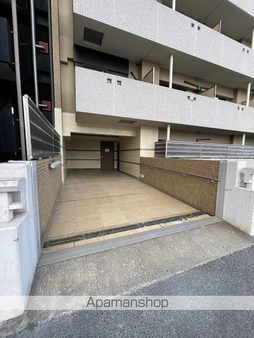 SERENITENAKATSUの玄関写真