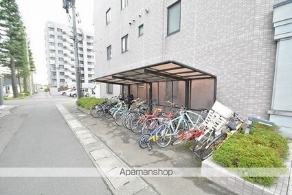 レーベンコートＢ棟[2LDK/57.61m2]の周辺4