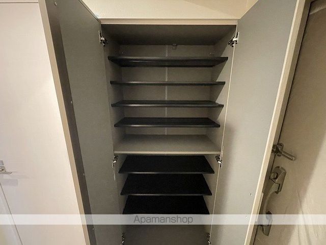 スプランディッド上本町WESTの内装写真