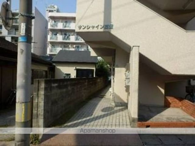サンシャイン高宮の玄関写真