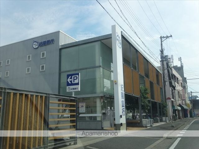 和歌山県和歌山市西高松２丁目[3LDK/86.12m2]の周辺3