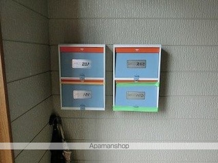 クローロンオクトスⅥ[2LDK/50.3m2]の共用部1