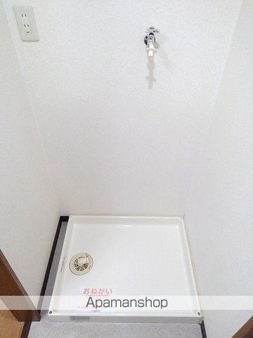 アクシスIの内装写真