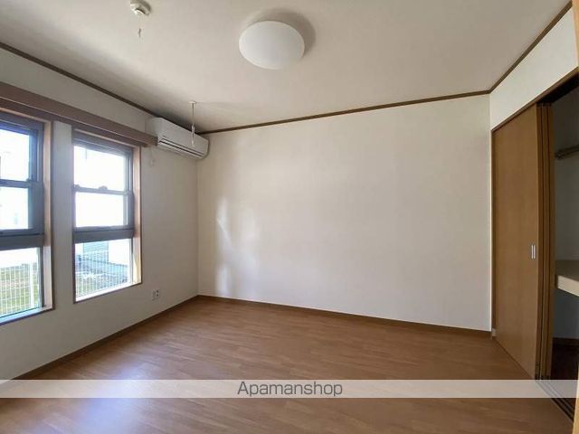 グランドハイツ昭和町の内装写真