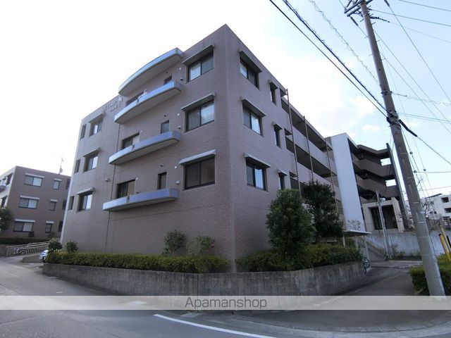 ベルフラワー壱番館の外観写真