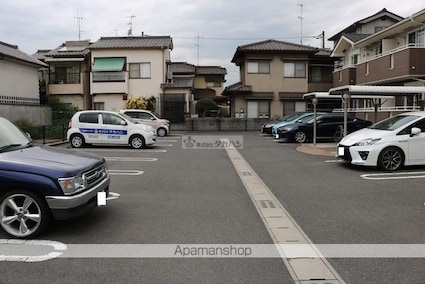 クレメント　Ｂ[1LDK/42.37m2]の駐車場