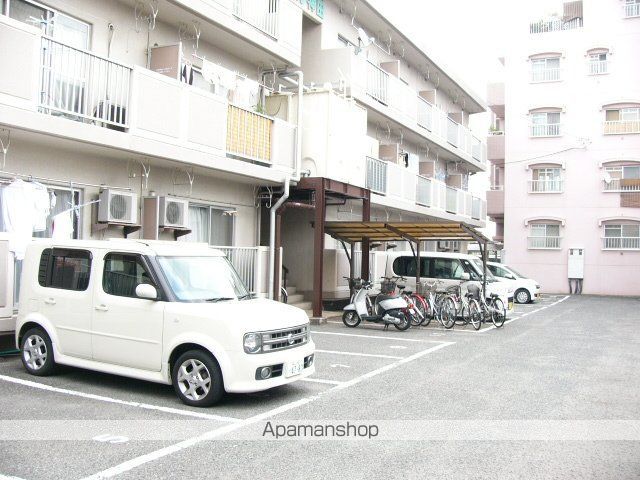 ロイヤル神田の外観写真