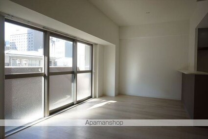 愛知県名古屋市中区栄１丁目[2LDK/65.58m2]のリビング・居間