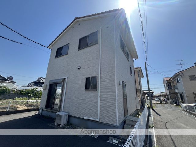田中成和戸建E棟の外観写真