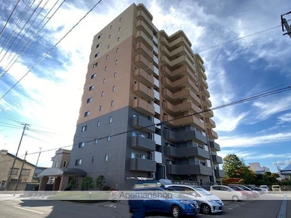 サンデュエル弘前[3LDK/70.55m2]の外観1