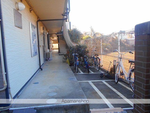 レオパレスチェリーハウス[1K/20.81m2]のエントランス