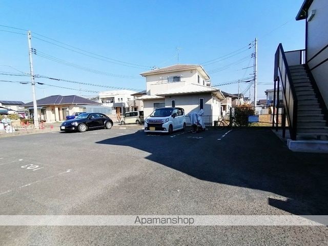 片島サンプラザ[1K/30.69m2]の駐車場