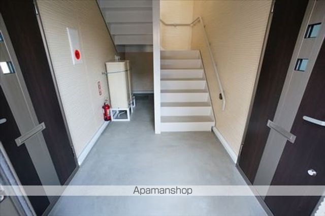 トレフル新町の玄関写真