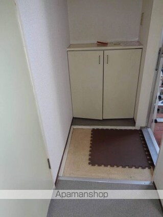 和歌山県和歌山市小雑賀[2K/34.65m2]の玄関