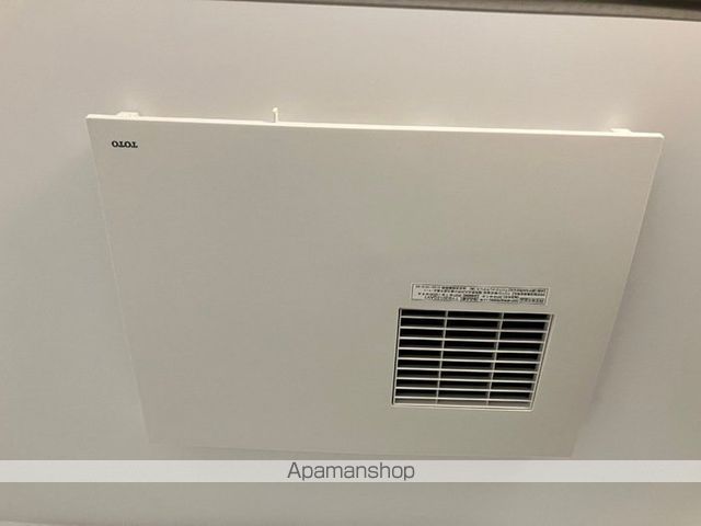 LUMINAの内装写真
