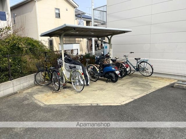 レオパレスコンフォール中島Ⅱ[1K/23.61m2]の共用部3