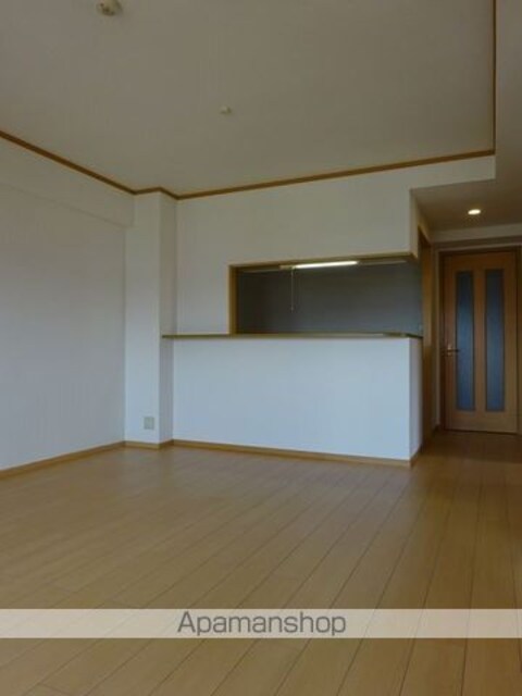 和歌山県和歌山市紀三井寺[3LDK/70.57m2]のリビング・居間
