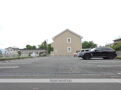 パルク　ド　ソレイユ[3LDK/65.57m2]の駐車場