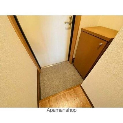 レントリアノン[1K/28m2]の玄関