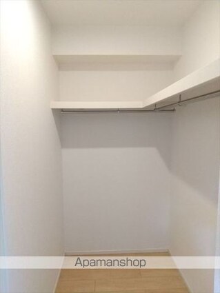 和歌山県岩出市西安上[2LDK/57.19m2]の収納