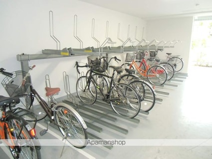 オリーブマンション荒川[1R/29.41m2]の共用部1