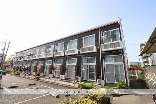 レオパレスルミエールの外観写真