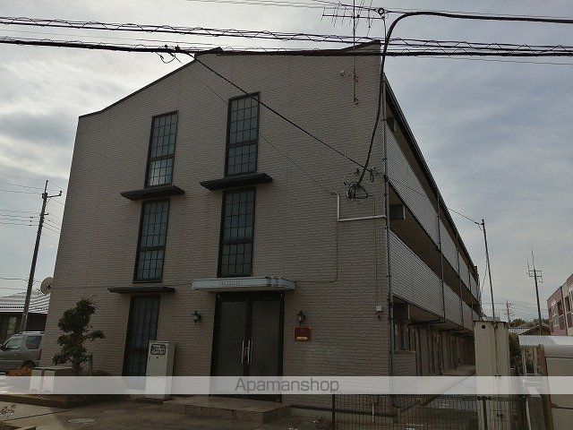 レオパレス出藍の外観写真