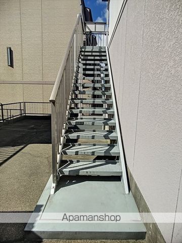ウイング塩田 A棟の玄関写真